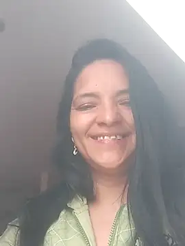 Snapshot of veronica_salas chatting on February 27, 2025, 7:47 pm veronica salas online show from February 27, 2025, 7:47 pm