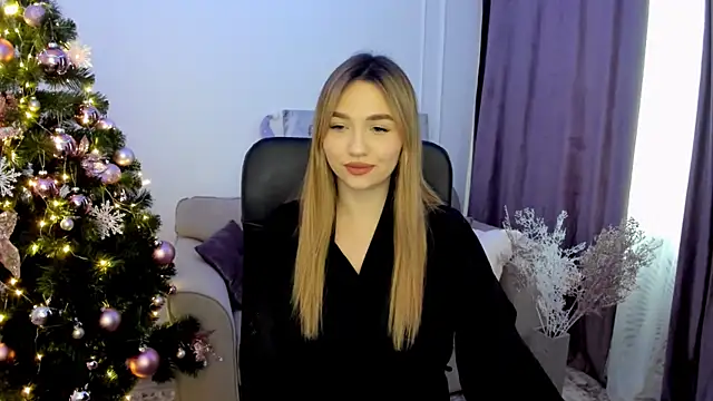 Snapshot of GracefulLook chatting on December 31, 2024, 6:48 am GracefulLook online show from December 31, 2024, 6:48 am