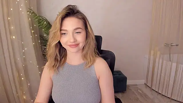 GracefulLook online show from January 18, 2025, 10:49 pm