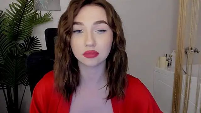 GracefulLook online show from February 15, 2025, 1:42 am