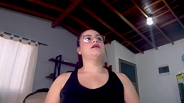 Snapshot of maela1 chatting on November 17, 2025, 12:55 pm maela1 online show from November 17, 2025, 12:55 pm