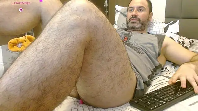 Snapshot of rodrher81 chatting on November 1, 2025, 11:51 pm rodrher81 online show from November 1, 2025, 11:51 pm