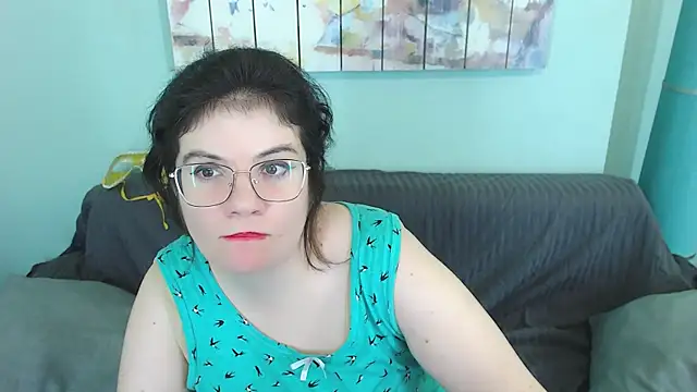 EverlyRays online show from March 21, 2025, 5:02 pm