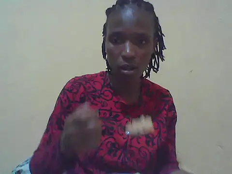 Snapshot of Smillie_prety chatting on November 3, 2025, 4:30 pm Smillie prety online show from November 3, 2025, 4:30 pm