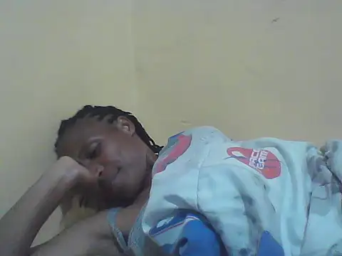 Snapshot of Smillie_prety chatting on November 5, 2025, 5:24 pm Smillie prety online show from November 5, 2025, 5:24 pm