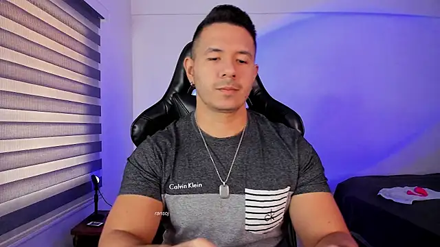 Snapshot of ransoj chatting on November 3, 2025, 2:07 pm ransoj online show from November 3, 2025, 2:07 pm