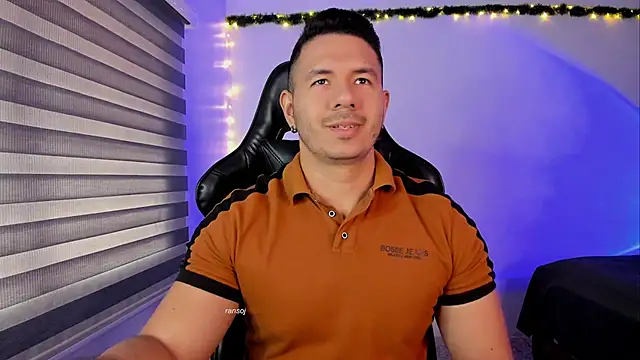 Snapshot of ransoj chatting on December 15, 2025, 2:10 pm ransoj online show from December 15, 2025, 2:10 pm