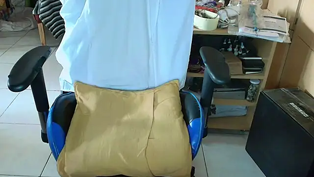 Snapshot of angelgarcia269 chatting on November 4, 2025, 11:53 am angelgarcia269 online show from November 4, 2025, 11:53 am