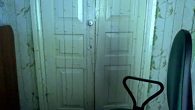 Snapshot of Ladywinter chatting on February 23, 2025, 2:46 pm Ladywinter online show from February 23, 2025, 2:46 pm