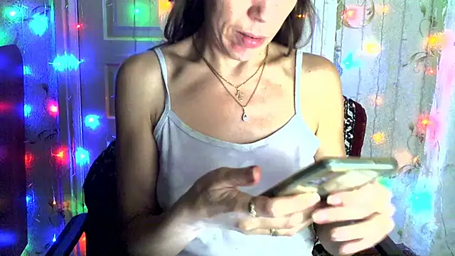 Snapshot of Ladywinter chatting on November 6, 2025, 6:53 pm Ladywinter online show from November 6, 2025, 6:53 pm