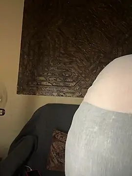 Mayoosh6 online show from February 10, 2025, 4:04 pm