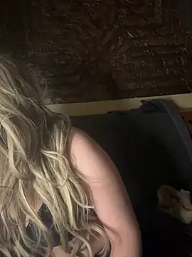 Mayoosh6 online show from February 20, 2025, 7:52 pm