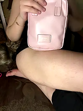 Mayoosh6 online show from September 16, 2025, 4:02 am