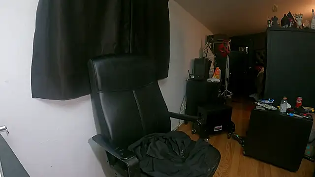 leanjamesdean online show from March 13, 2025, 1:10 am