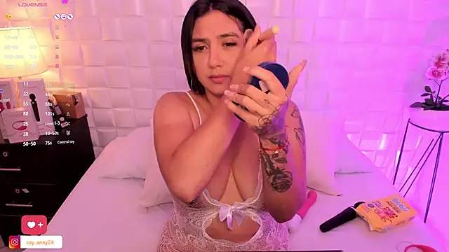 anny rouse24 online show from January 16, 2025, 2:30 am