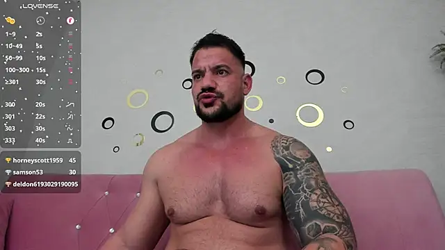 Snapshot of musclemonster31 chatting on February 1, 2025, 2:47 am musclemonster31 online show from February 1, 2025, 2:47 am