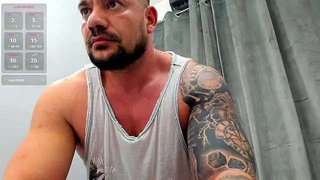 Snapshot of musclemonster31 chatting on February 12, 2025, 11:40 am musclemonster31 online show from February 12, 2025, 11:40 am