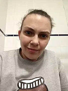 LEAsquirt91 online show from February 26, 2025, 10:20 pm