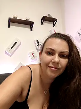 LEAsquirt91 online show from October 16, 2025, 8:10 pm