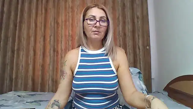 PussyEvely online show from December 10, 2024, 11:11 am