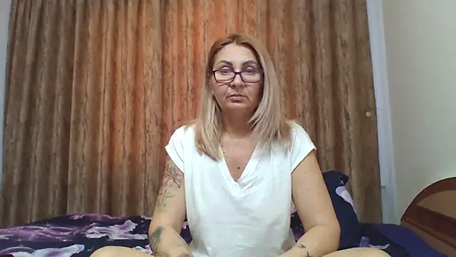 PussyEvely online show from January 9, 2025, 1:24 pm