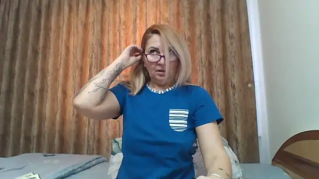 PussyEvely online show from February 12, 2025, 12:12 pm