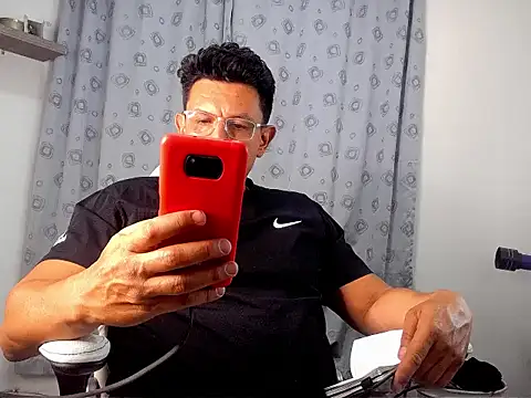 pedropicapi online show from October 28, 2025, 12:03 am