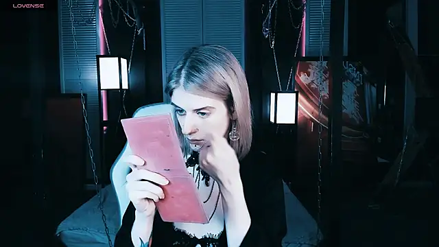 Snapshot of Noah_ElmerX chatting on February 5, 2025, 8:57 pm Noah ElmerX online show from February 5, 2025, 8:57 pm