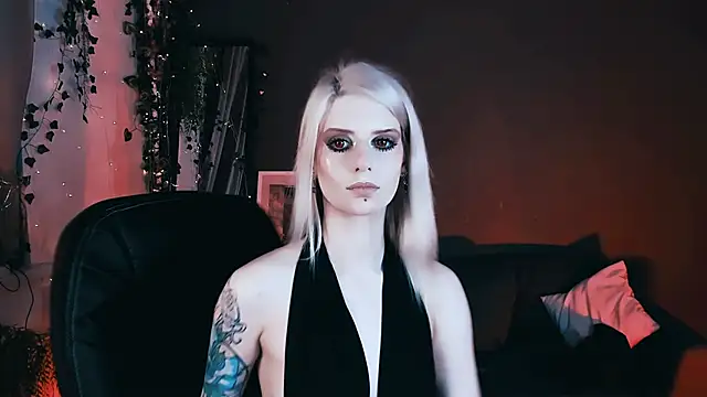 Snapshot of Noah_ElmerX chatting on September 18, 2025, 6:54 pm Noah ElmerX online show from September 18, 2025, 6:54 pm