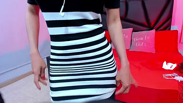 Rosalinda Cortez online show from November 1, 2025, 12:51 pm