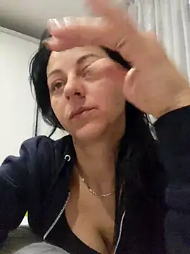 bruneta sexy23 online show from February 27, 2025, 4:31 am