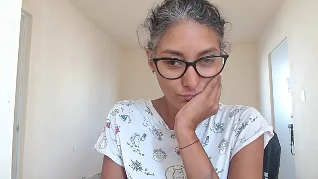 brdot  online show from November 9, 2025, 2:26 pm