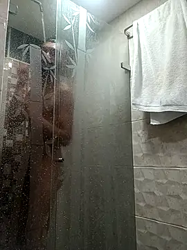 Snapshot of Aron_Baylor chatting on October 17, 2025, 11:51 pm Aron Baylor online show from October 17, 2025, 11:51 pm