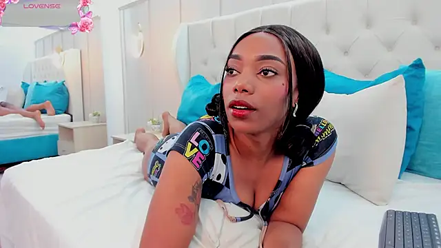 Snapshot of bhritany_brow chatting on November 28, 2025, 11:51 pm bhritany brow online show from November 28, 2025, 11:51 pm