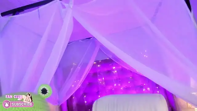 Snapshot of Ellie_Jhonson__ chatting on February 3, 2025, 12:03 pm Ellie Jhonson   online show from February 3, 2025, 12:03 pm