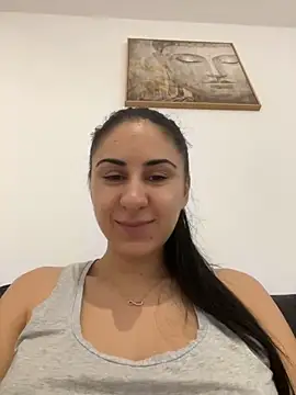 Snapshot of JenniferEdith chatting on December 4, 2024, 9:40 am JenniferEdith online show from December 4, 2024, 9:40 am