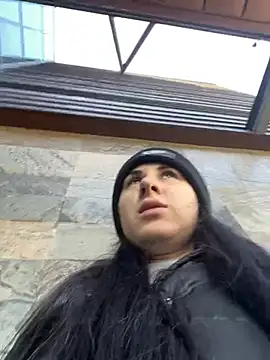 Snapshot of JenniferEdith chatting on December 18, 2024, 8:42 am JenniferEdith online show from December 18, 2024, 8:42 am