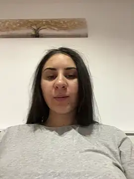 Snapshot of JenniferEdith chatting on February 6, 2025, 11:21 am JenniferEdith online show from February 6, 2025, 11:21 am