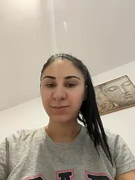 Snapshot of JenniferEdith chatting on February 7, 2025, 8:55 am JenniferEdith online show from February 7, 2025, 8:55 am