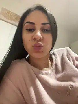 Snapshot of JenniferEdith chatting on February 23, 2025, 7:28 pm JenniferEdith online show from February 23, 2025, 7:28 pm