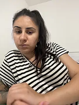 Snapshot of JenniferEdith chatting on September 11, 2025, 5:02 pm JenniferEdith online show from September 11, 2025, 5:02 pm