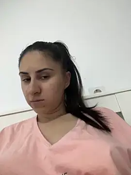 Snapshot of JenniferEdith chatting on September 15, 2025, 4:51 pm JenniferEdith online show from September 15, 2025, 4:51 pm