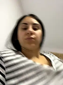 Snapshot of JenniferEdith chatting on September 26, 2025, 2:10 pm JenniferEdith online show from September 26, 2025, 2:10 pm