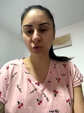 Snapshot of JenniferEdith chatting on October 9, 2025, 9:51 am JenniferEdith online show from October 9, 2025, 9:51 am