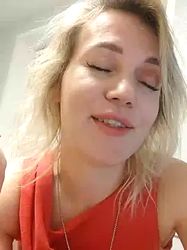 Snapshot of Linda_Gregory chatting on December 11, 2024, 1:15 am Linda Gregory online show from December 11, 2024, 1:15 am