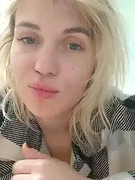 Snapshot of Linda_Gregory chatting on January 4, 2025, 5:27 am Linda Gregory online show from January 4, 2025, 5:27 am