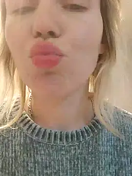 Snapshot of Linda_Gregory chatting on February 11, 2025, 11:22 pm Linda Gregory online show from February 11, 2025, 11:22 pm