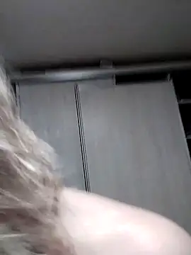 Snapshot of Linda_Gregory chatting on October 4, 2025, 10:19 pm Linda Gregory online show from October 4, 2025, 10:19 pm