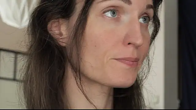 yulladao online show from September 13, 2025, 3:23 pm