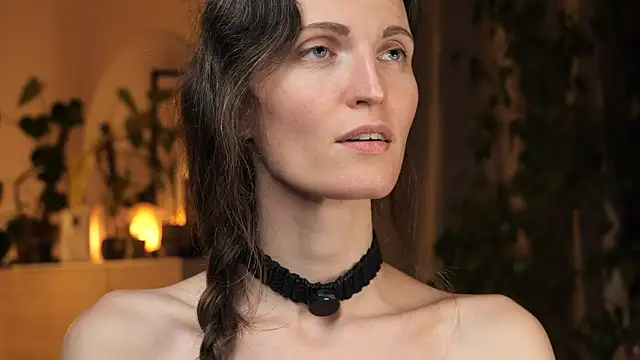 yulladao online show from November 9, 2025, 5:33 pm